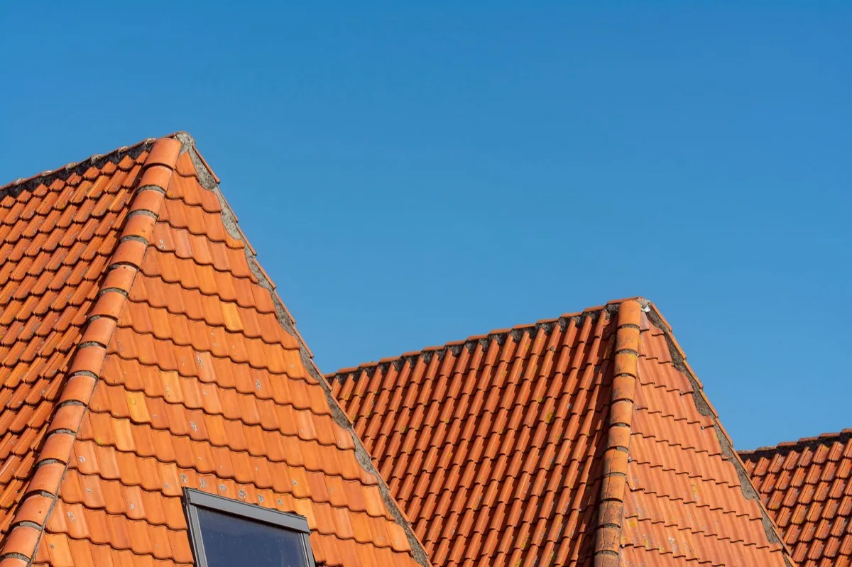 Clay barrel tile rooflines on homes in Shreveport, LA
